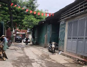 Bán nhà Bùi Xương Trạch ngõ rộng hai Camry tránh nhau, diện tích 53m2 2,6 TỶ